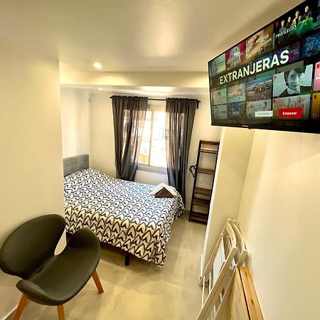 Apartamentos Con Bano Privado Frente Al Metro L5 Barcelona-Hospitalet L'Hospitalet de Llobregat Exteriér fotografie