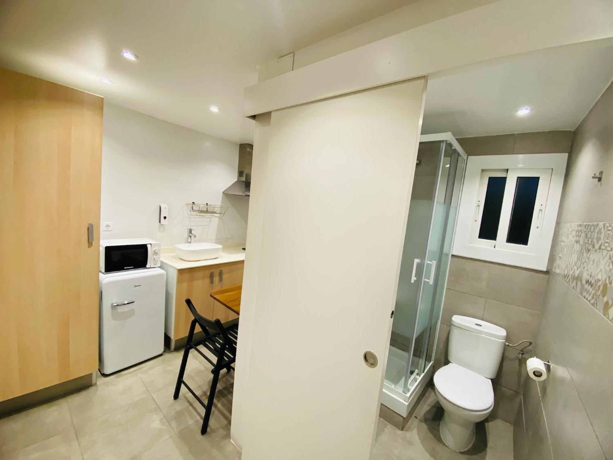 Apartamentos Con Bano Privado Frente Al Metro L5 Barcelona-Hospitalet L'Hospitalet de Llobregat Exteriér fotografie