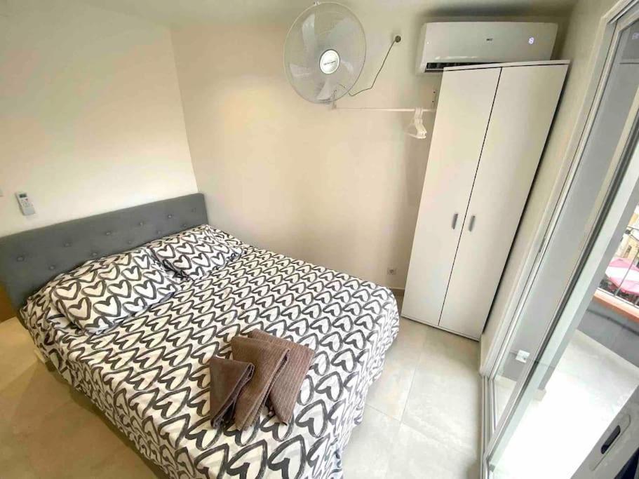 Apartamentos Con Bano Privado Frente Al Metro L5 Barcelona-Hospitalet L'Hospitalet de Llobregat Exteriér fotografie