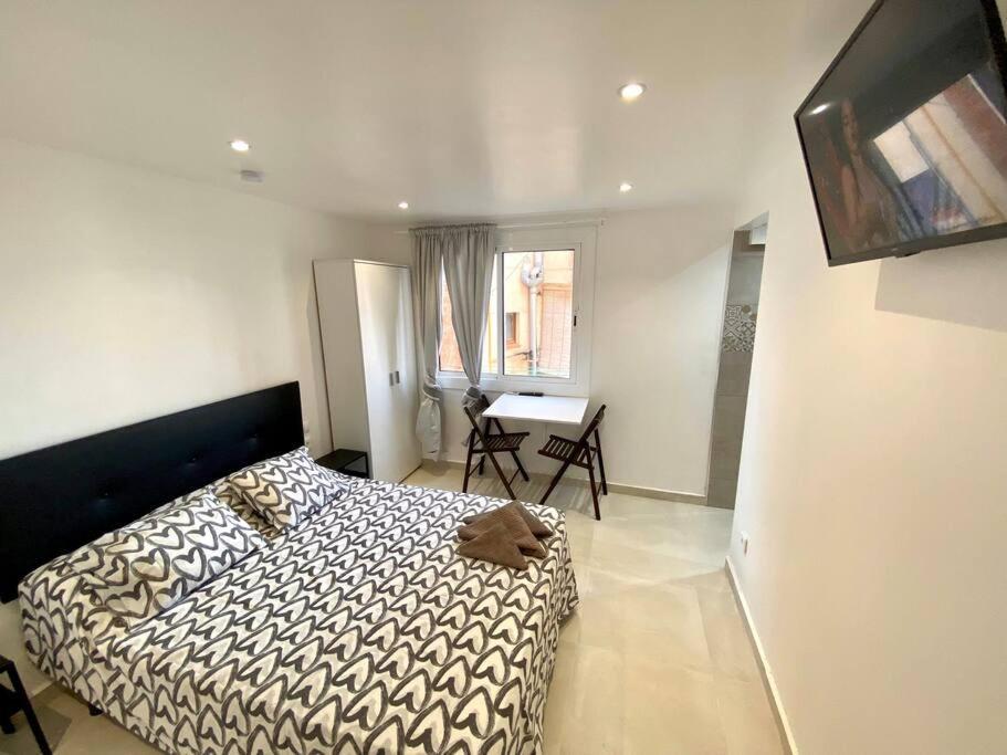 Apartamentos Con Bano Privado Frente Al Metro L5 Barcelona-Hospitalet L'Hospitalet de Llobregat Exteriér fotografie