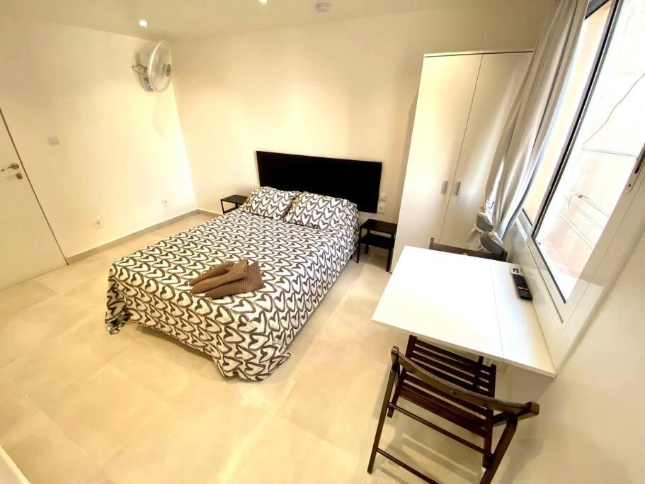 Apartamentos Con Bano Privado Frente Al Metro L5 Barcelona-Hospitalet L'Hospitalet de Llobregat Exteriér fotografie