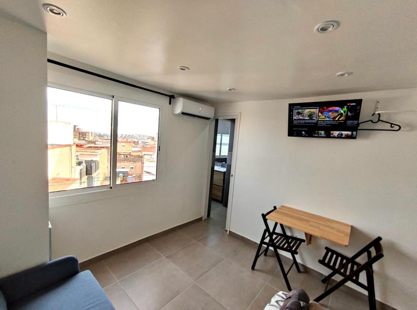 Apartamentos Con Bano Privado Frente Al Metro L5 Barcelona-Hospitalet L'Hospitalet de Llobregat Exteriér fotografie
