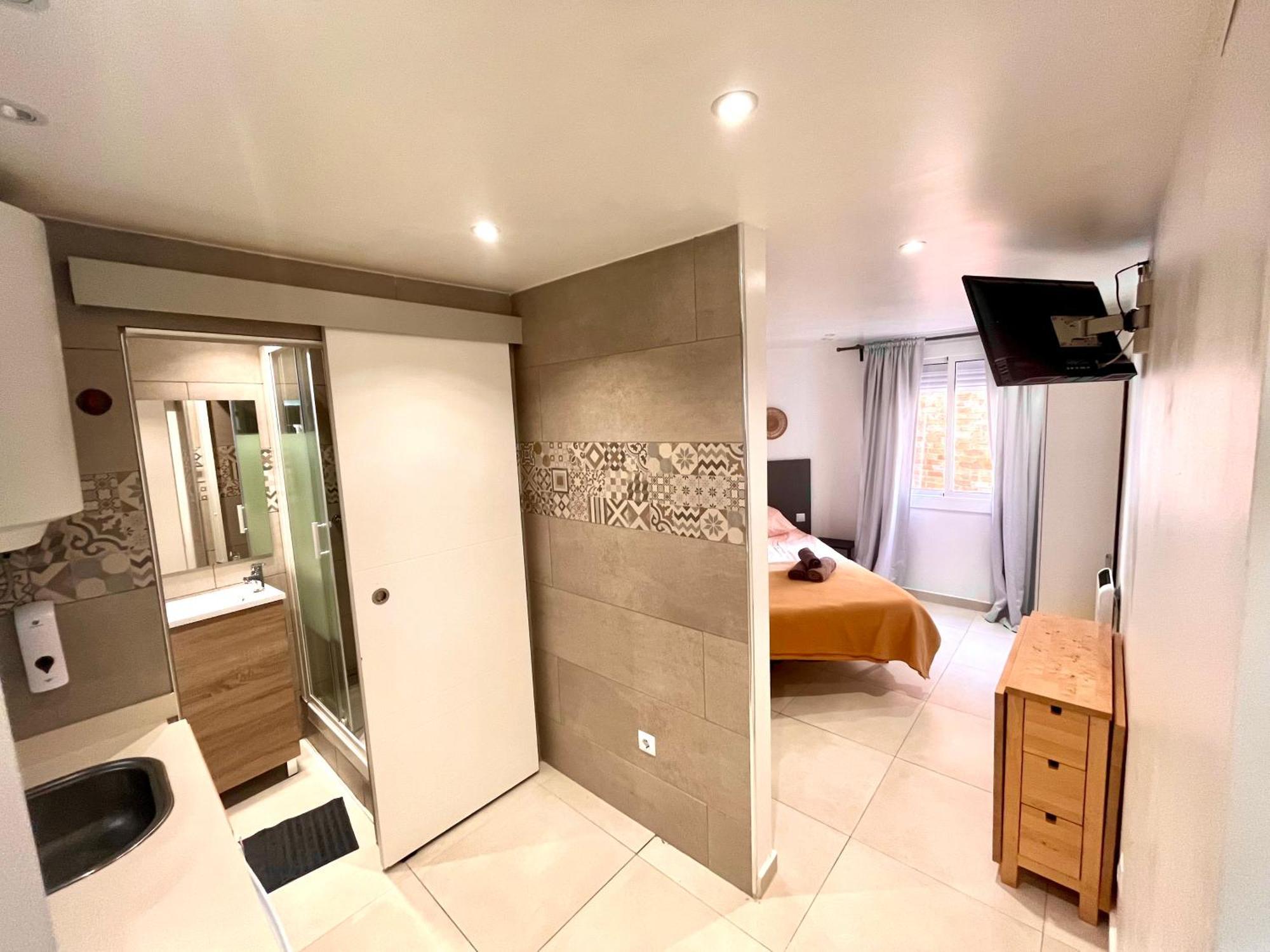 Apartamentos Con Bano Privado Frente Al Metro L5 Barcelona-Hospitalet L'Hospitalet de Llobregat Exteriér fotografie